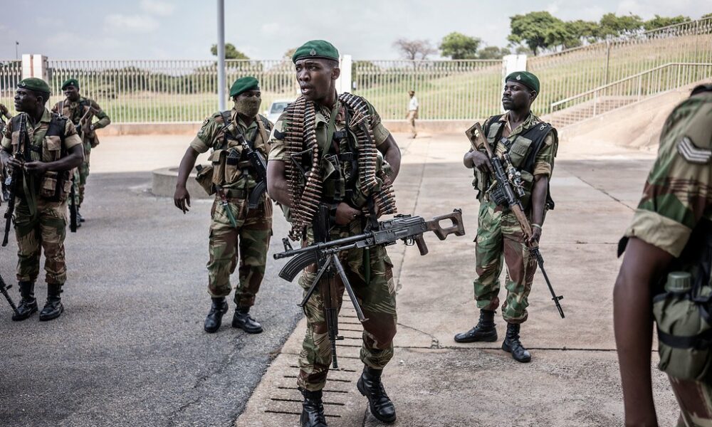 Mnangagwa prepares to deploy soldiers in Mozambique - NewsHawks